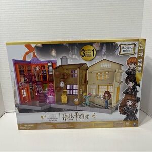 HARRY POTTER Wizarding world magical minis Diagon Alley playset NWT
